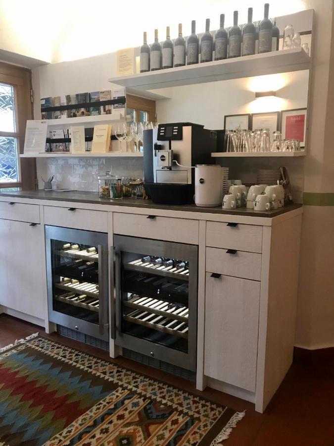 Weingut & Gastezimmer EdelmannGöttlesbrunn エクステリア 写真